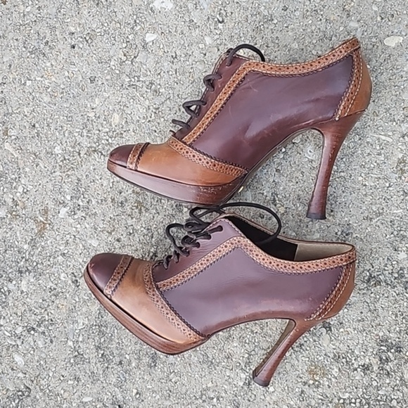 Dolce & Gabanna Harlequin Lace Up Gold Pumps Size 35.5 - Picture 1 of 12